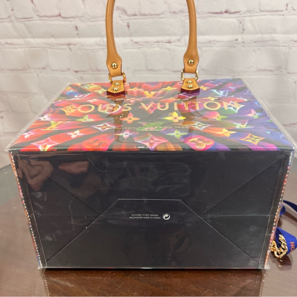 LOUIS VUITTON Shopping Gift Bag Limited Edition Prism wrapped in clear PVC - Picture 12 of 15